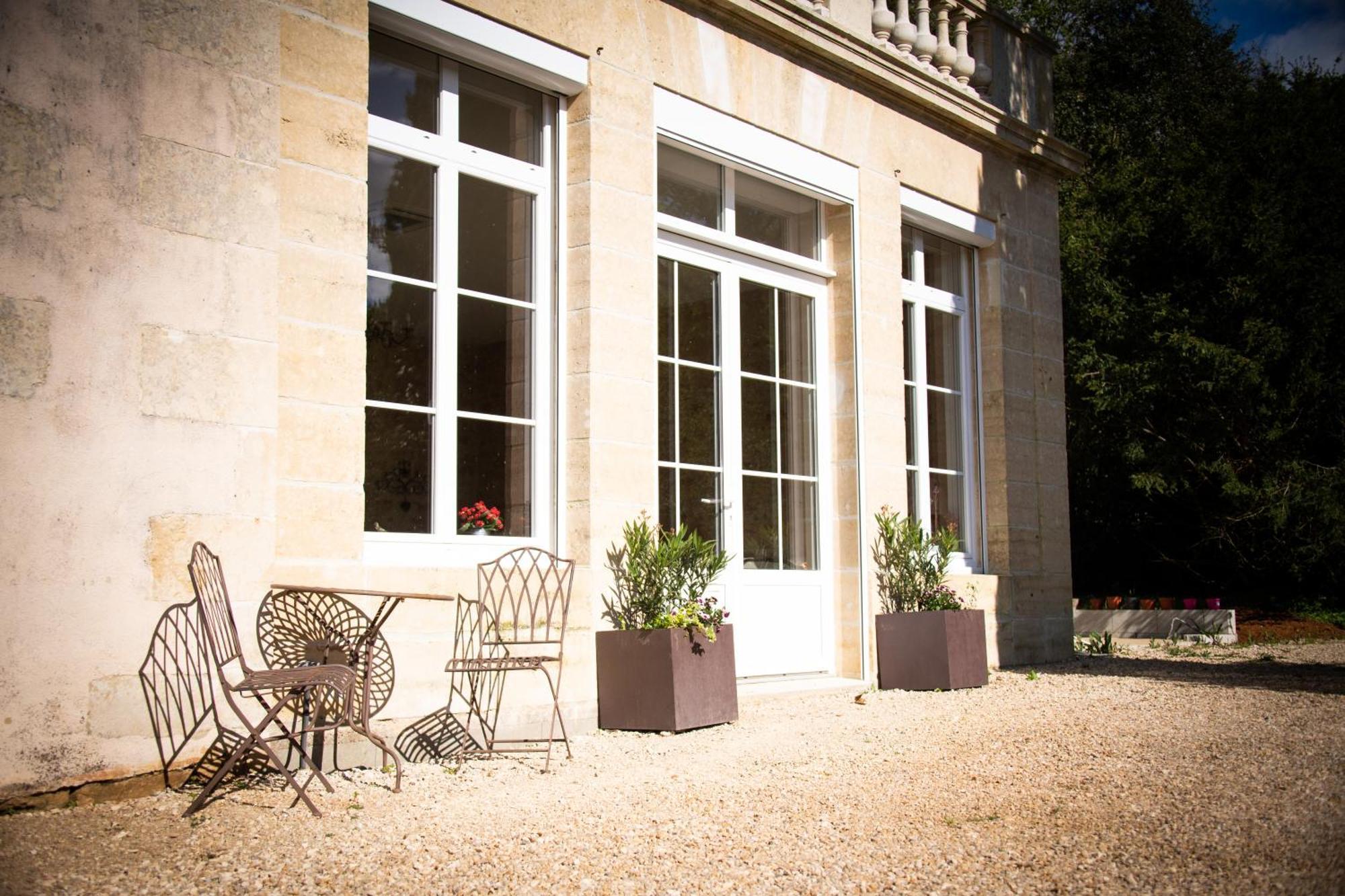 Domaine De La Briouse Bed and Breakfast Sanxay Εξωτερικό φωτογραφία