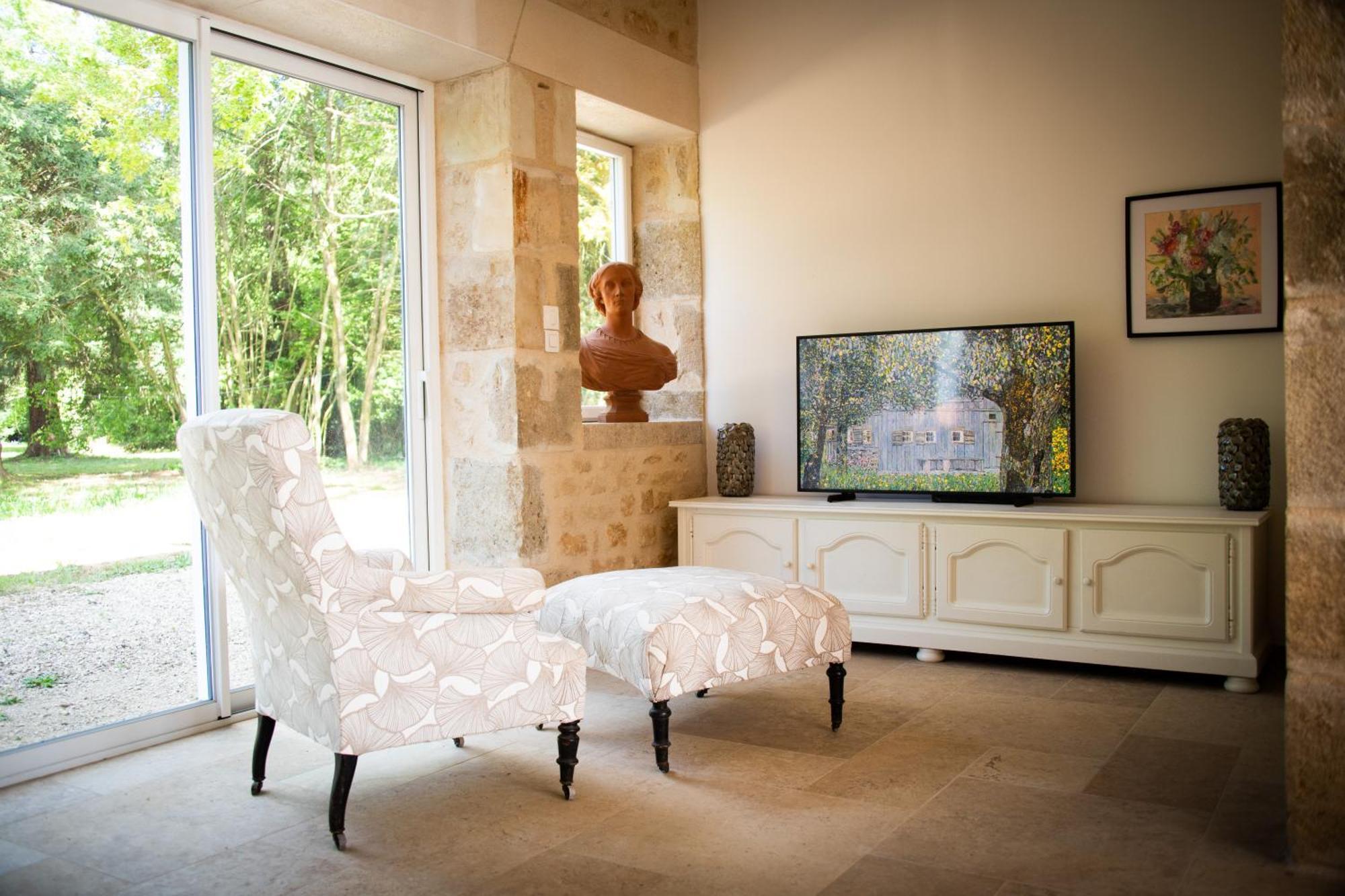 Domaine De La Briouse Bed and Breakfast Sanxay Εξωτερικό φωτογραφία
